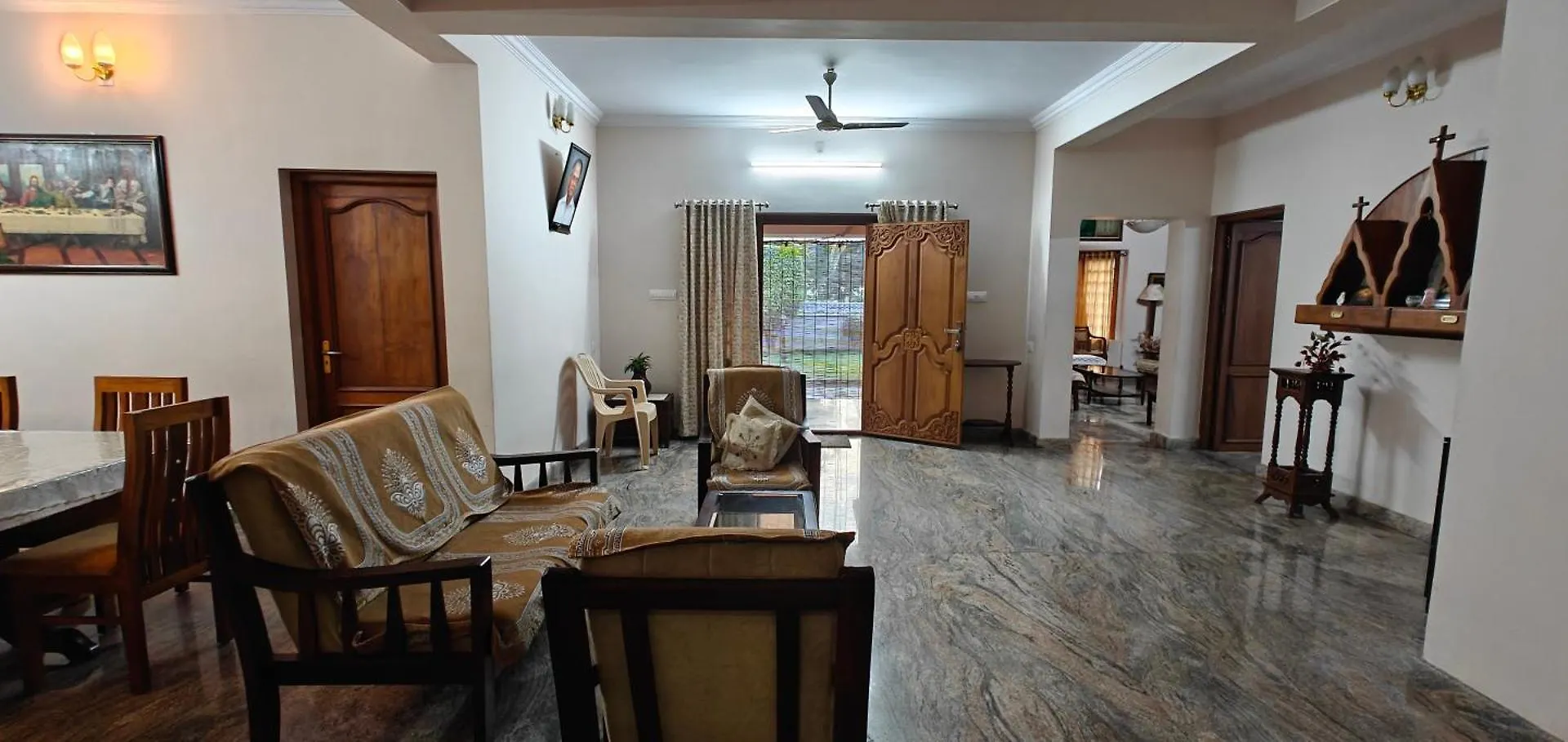 Alite Posh 4 Bhk Villa In Thrissur Town
